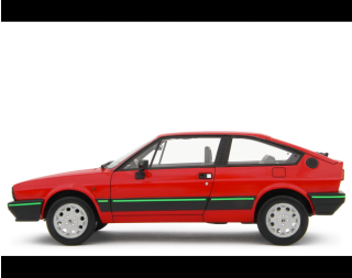 Alfa Romeo Sprint 1.5 Quadrifoglio Verde 1983 Rosso alfa Laudoracing 1:18 Resinemodell (Türen, Motorhaube... nicht zu öffnen!)